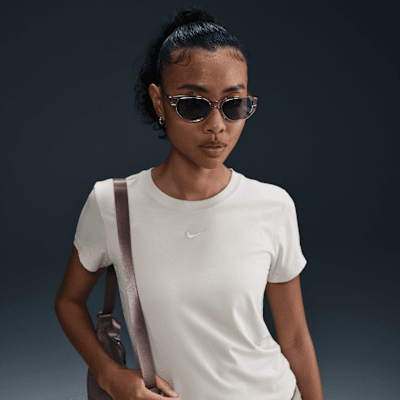 Nike Sportswear Chill Knit Women's T-shirt. Nike SI